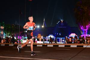 BIB: 470
                            <button type="button" onclick="openModal(15054423)" class="btn btn-primary btn-sm float-right btn-popup" data-toggle="modal" data-target=".modal-high-quality">
                        <i class="fas fa-shopping-cart"></i> Add to Cart
                    </button>
                                            <button type="button" onclick="isThisMe(15054423, true)" class="btn btn-success btn-sm float-right btn-popup btn-isme hidden" data-toggle="tooltip" data-placement="bottom" title="นี่คือรูปของคุณใช่ไหม คลิกที่นี่เพื่อเอาเข้าอัลบั้ม">
                        <i class="fas fa-plus"></i> Add to album
                    </button>
                    <button type="button" onclick="isThisMe(15054423, false)" class="btn btn-warning btn-sm float-right btn-popup btn-isnotme hidden">
                        <i class="fas fa-ban"></i> Remove from album
                    </button>